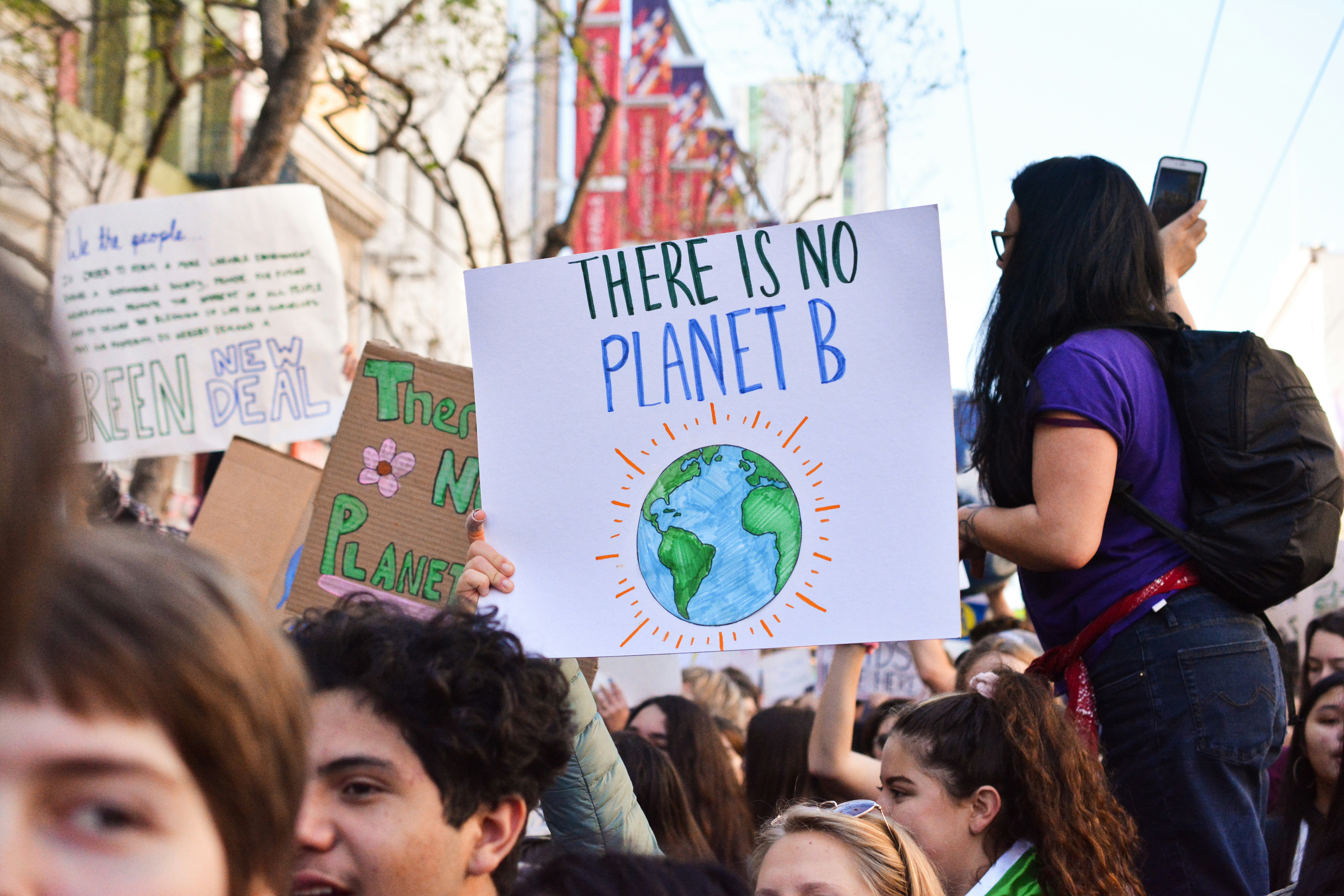 Walking the Talk – Can Vermont Law and Graduate School and the village of South Royalton, Vermont become an example of respect for the right to a right to a clean, healthy, and sustainable environment? 